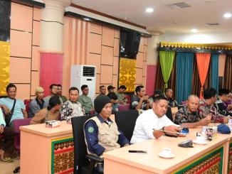 DPRD Bengkalis dan DPRD Riau membahas konflik lahan tiga desa dengan PT TKWL di Pekanbaru.