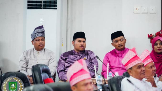 M. Arsya Fadillah menghadiri Rapat Paripurna Hari Jadi ke-26 Kabupaten Rokan Hulu di Gedung DPRD Rohul.
