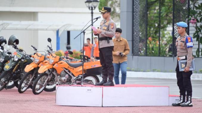 IMG_7337 Aparat gabungan Polres, TNI, BPBD, dan relawan mengikuti apel kesiapsiagaan bencana banjir di halaman Kantor Bupati Bengkalis.