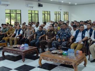 Para peserta dari unsur TNI, Polri, kejaksaan, dan Pemerintah Kabupaten Bengkalis mengikuti kegiatan BTNCLO Assistance di aula Polres Bengkalis.