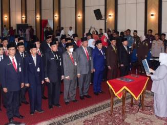 Bupati Bengkalis Kasmarni melantik 31 pejabat tinggi Pratama di ruang Dang Merdu, Kantor Bupati Bengkalis.