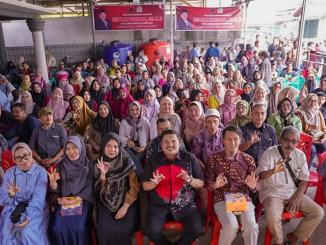 Ketua DPRD Bengkalis Septian Nugraha berdialog dengan warga Mandau dalam agenda reses.