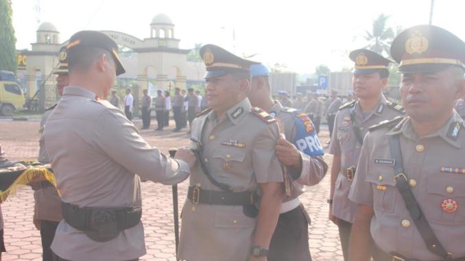 Kapolres Bengkalis pimpin sertijab pejabat utama dan kapolsek.