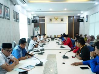 Audiensi Komisi IV DPRD Bengkalis dengan mahasiswa membahas beasiswa 2026.