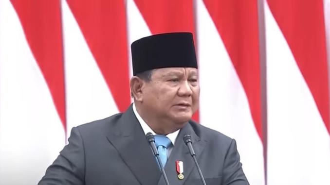 Presiden Prabowo Subianto menyampaikan evaluasi program Makan Bergizi Gratis dalam rapat paripurna DPR.