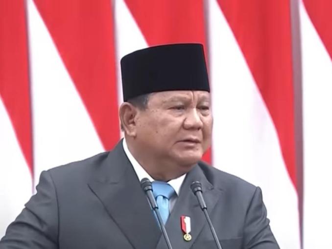 Presiden Prabowo Subianto menyampaikan evaluasi program Makan Bergizi Gratis dalam rapat paripurna DPR.