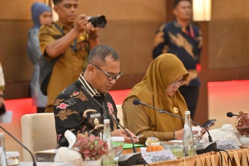 Wakil Bupati Bengkalis Bagus Santoso menghadiri RUPS BRK Syariah Tahun Buku 2025 dan RUPS-LB Tahun 2026 di Pekanbaru.