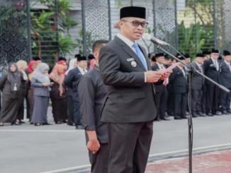 Wakil Bupati Bengkalis Bagus Santoso memimpin upacara Hari Lahir Pancasila 2026 di Kantor Bupati Bengkalis.