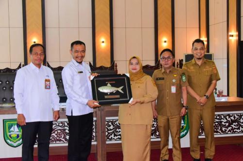 Bupati Bengkalis Kasmarni membuka Asistensi Peningkatan Efektivitas Pengendalian Korupsi (IEPK) Tahun 2026 di Kantor Bupati Bengkalis.