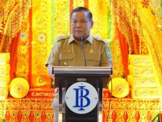Plt Gubernur Riau SF Hariyanto melepas Tim Ekspedisi Rupiah Berdaulat 2026 di Pekanbaru untuk mendistribusikan uang rupiah layak edar ke wilayah 3T.