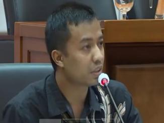 Anggota MBG Watch Media Wahyudi Askar menyampaikan kritik terhadap pelaksanaan Program Makan Bergizi Gratis dalam rapat bersama Komisi IX DPR.