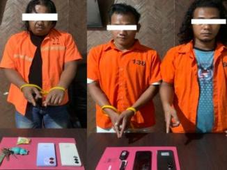 Tiga pria diamankan Polres Bengkalis dalam kasus dugaan peredaran sabu di Kecamatan Bantan.
