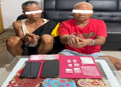 Polisi menyita delapan paket sabu dalam pengungkapan kasus narkotika di Mandau, Bengkalis