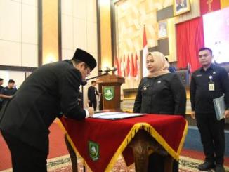 Bupati Bengkalis Kasmarni melantik sejumlah pejabat Pemkab Bengkalis