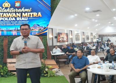 Kapolda Riau Irjen Pol Arman Achdiat berdialog dengan jurnalis di Pekanbaru.
